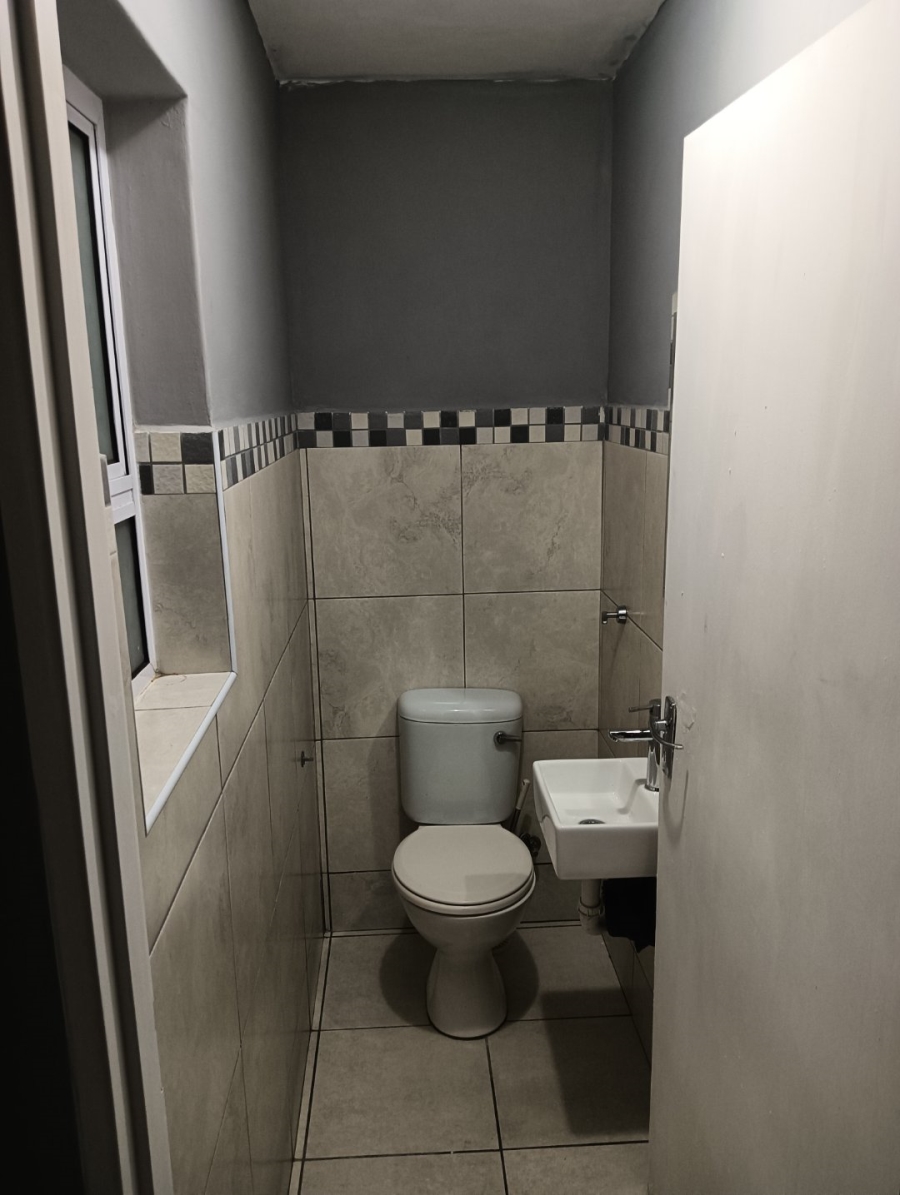 2 Bedroom Property for Sale in Beverly Park Western Cape